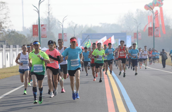 “苏控集团”2019风光智跑江苏溧阳站成功开跑(图10) “苏控集团”2019风光智跑江苏溧阳站成功开跑(图10)