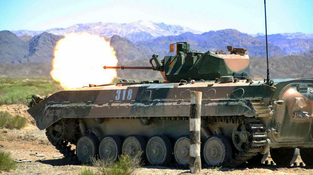 国际军事比赛—伴着朝阳之辉 中国军人技压群雄勇争第一 国际军事比赛—伴着朝阳之辉 中国军人技压群雄勇争第一