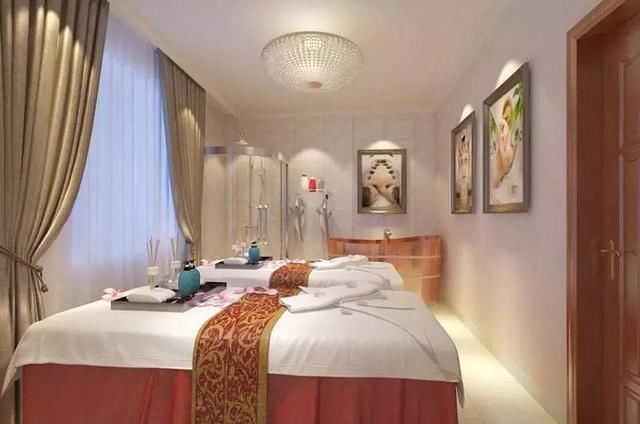 女子花三万美容变毁容,从业十年的美容师揭秘