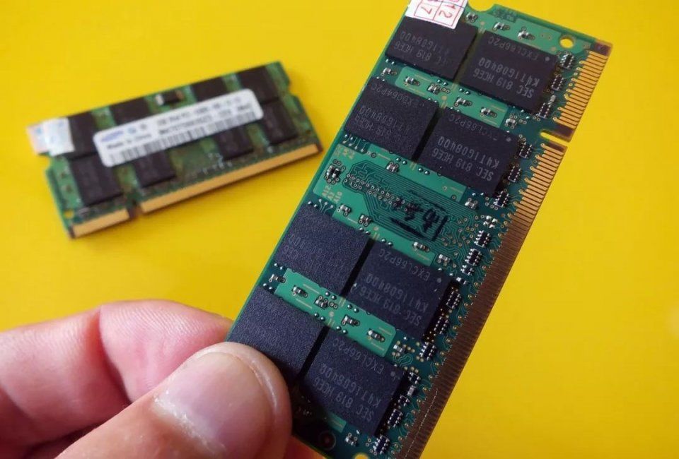 白问手机6g运行内存 为什么可用的只有3g左右