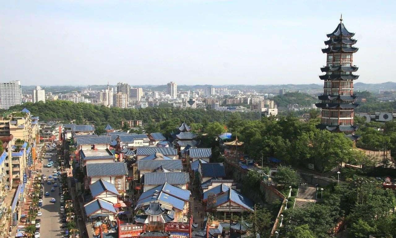 四川去年各市人均GDP排名,第一名人均GDP9