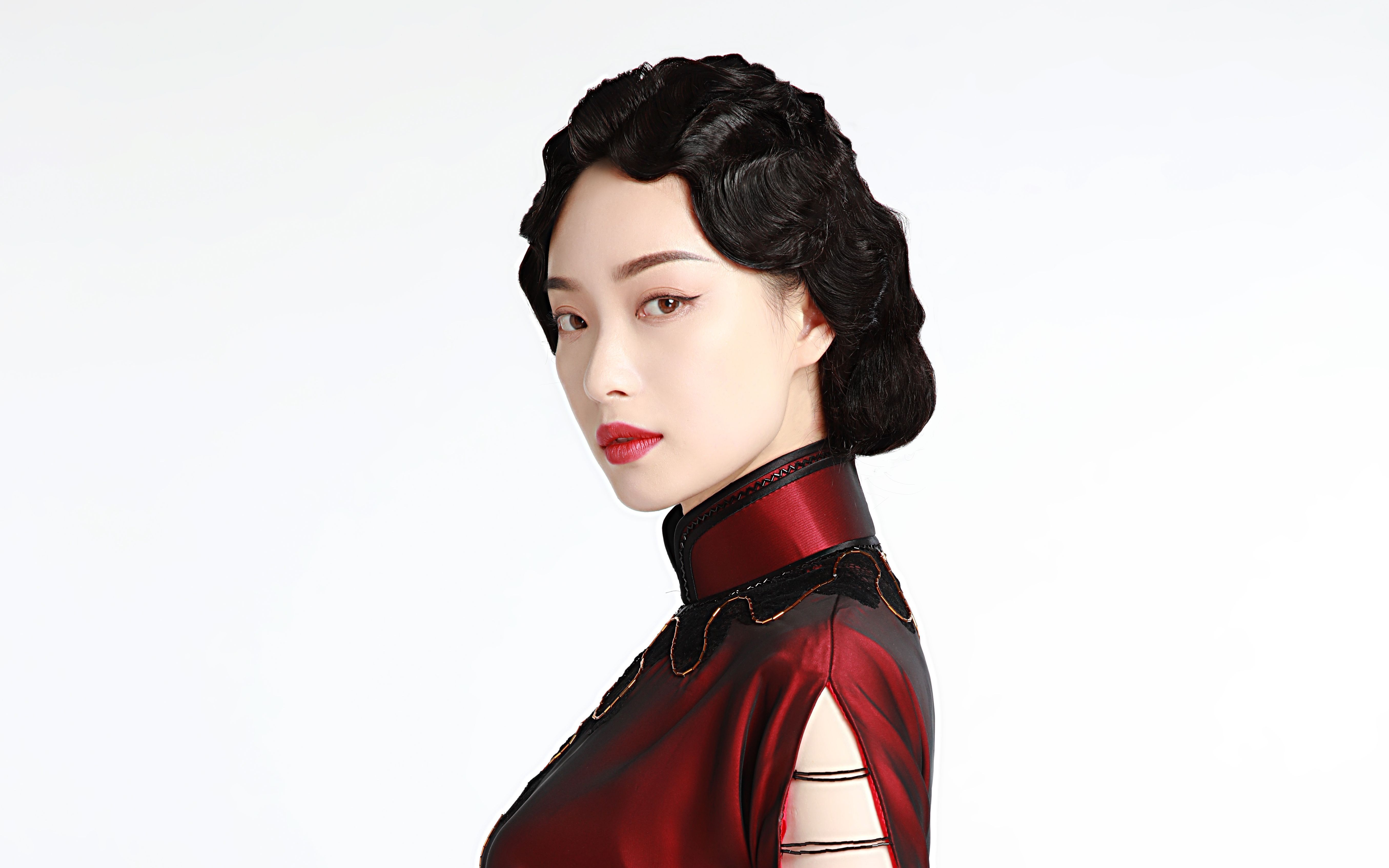 大咖聊角色丨倪妮演赖声川舞台剧，最大挑战是30秒换装