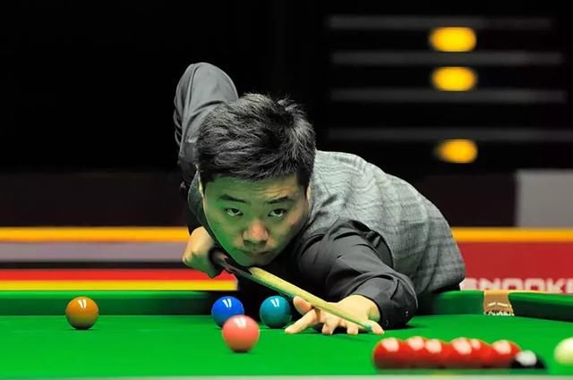 从丁俊晖球杆丢失,告诉你台球杆对于一个职业