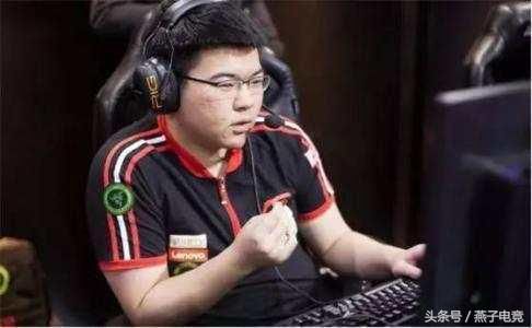 土豪消费180万遭斗鱼禁言,其原因是昵称后面带