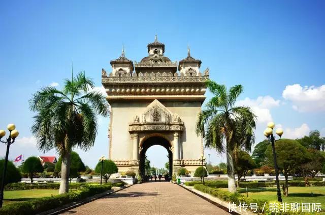 点赞!中国解放军最早驰援老挝,跟着解放军来了