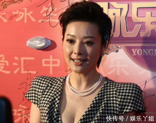 嫁给老外的女星,4个全离了回国发展,只有她坦