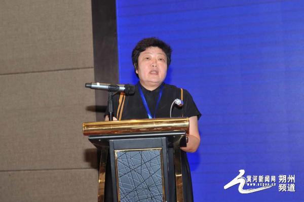 市委副书记郑红