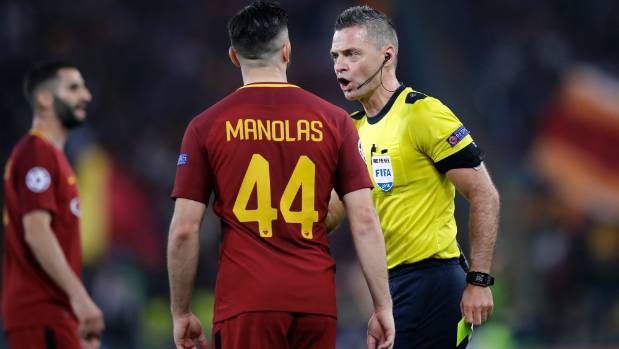 世界杯历史性一刻!裁判看视频改判点球