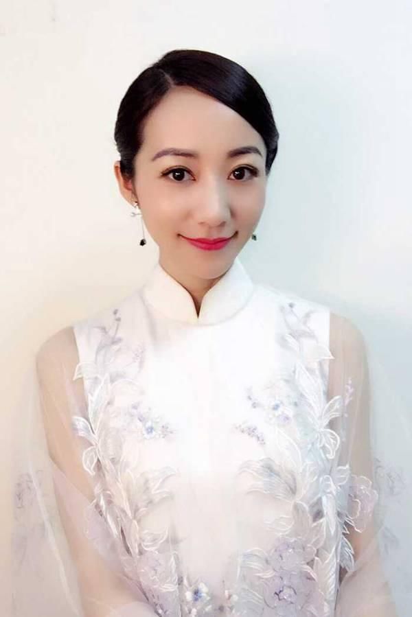 明星相册:影视歌三栖明星,韩雪35岁生日快乐(图