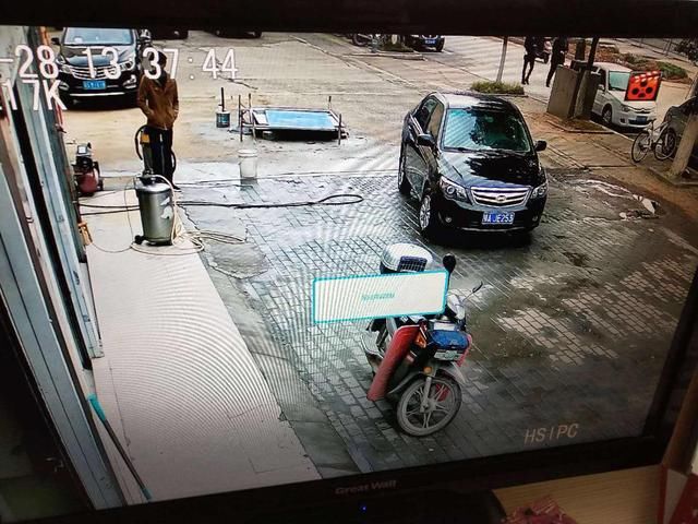 车子在车位被刮找不到肇事者,你有三种选择