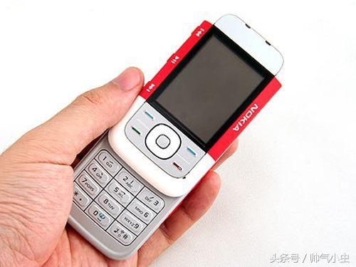 致敬经典引争议,小米新机重新定义全面屏,10