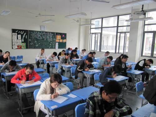 2018年教师事业编制取消后,你还会选择做一名