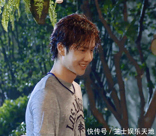 《天天向上》团综里钱枫又胖了,冰山冷男王一