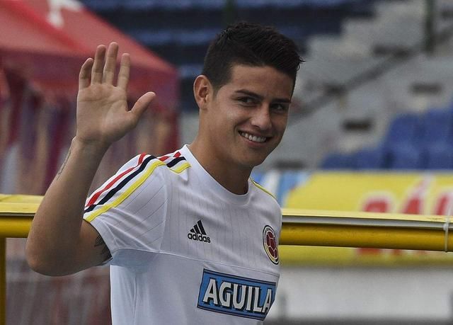 昨晚世界杯韩国已输球,今晚哥伦比亚对阵日本