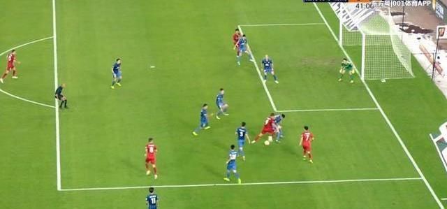 武磊究竟有没有越位转播镜头引起判罚争议暴露