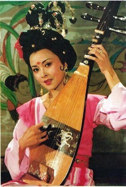 她是东方美神,古典舞皇后,将中国舞带到海外,美