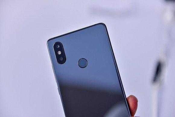 小米8se性价比吊打努比亚z18mini? 土朋哥这样