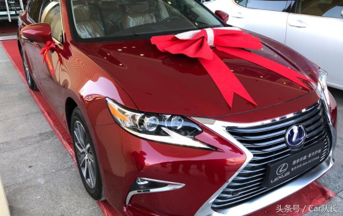 40多万买了这雷克萨斯被3系车主鄙视 换壳车也