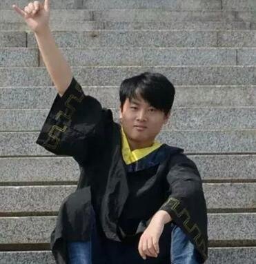 传销逃离者自述：所谓高端人脉聚会实为物色目标