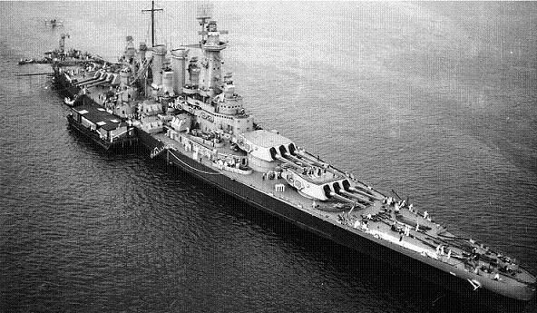 马上放弃炮击而赶来参战,南达科他号战列舰被近藤的主力围攻,恰巧南达