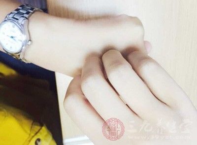 癌症的早期信号 皮肤的这现象与癌症有关(2)