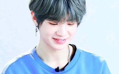 17岁的易烊千玺和15岁的黄明昊,谁才是中国少