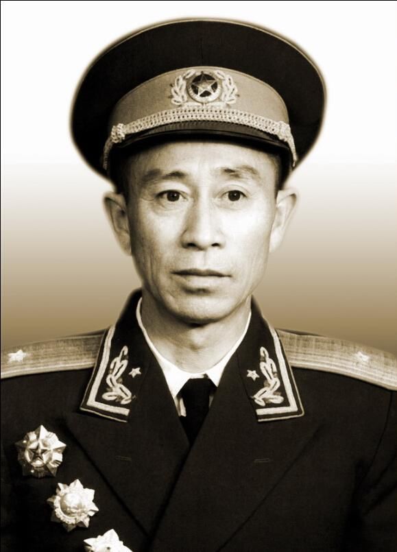 王近山担任过八路军772团团长吗?