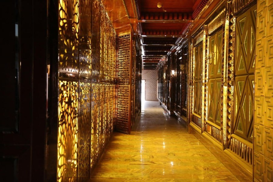 昔日是装修豪华的会所。