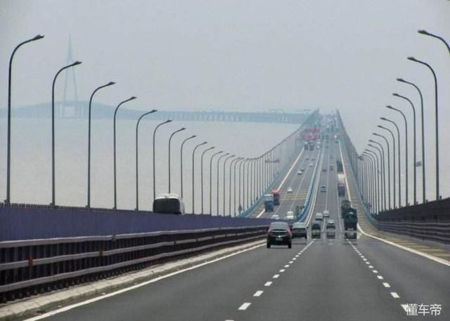 开车去香港有多难?想通过珠港澳大桥进入香港