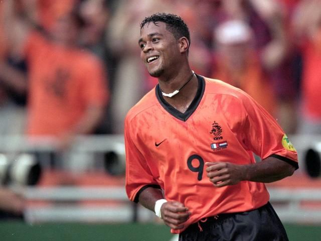 世界足坛十大伤仲永球员,如此天赋却自甘堕落