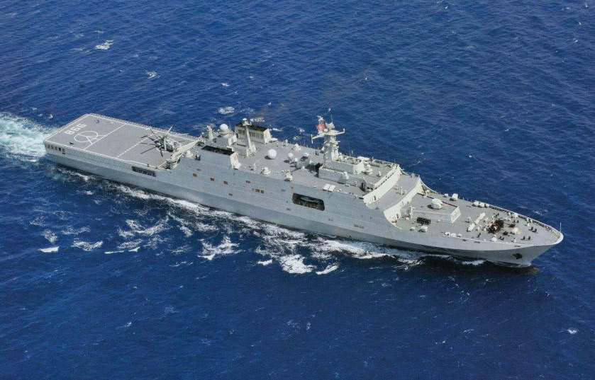 在美俄面耍弄"两面三刀",终于被踢出局!