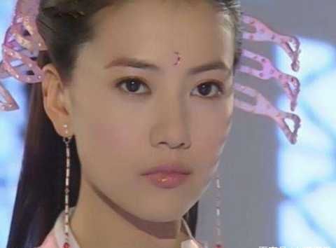 高圆圆扮演过的四大古装美女,周芷若排第二,第