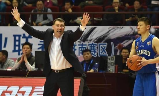 山东男篮连迎利好--CBA赛程改制+改为一周三