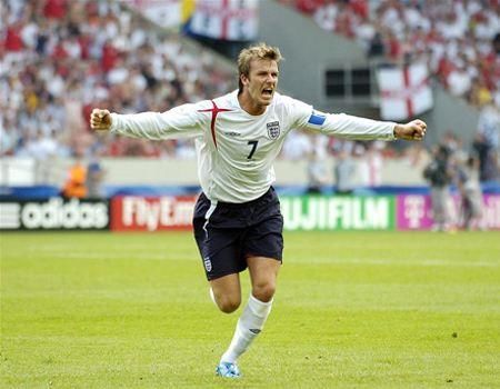 盘点足球史上最强十大任意球大师,第一名居然