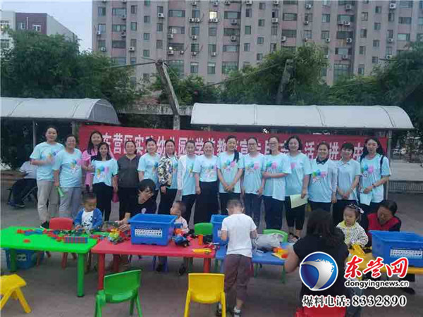 区实验幼儿园志愿服务队开展学前教育宣传志愿
