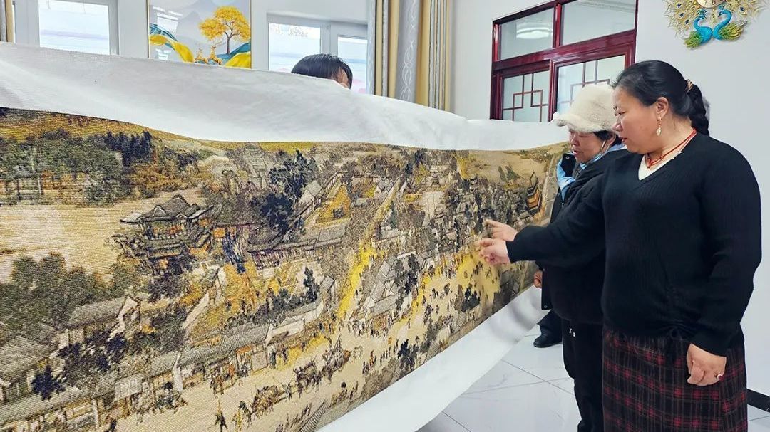 22米长卷！顺义巧娘用十字绣还原《清明上河图》