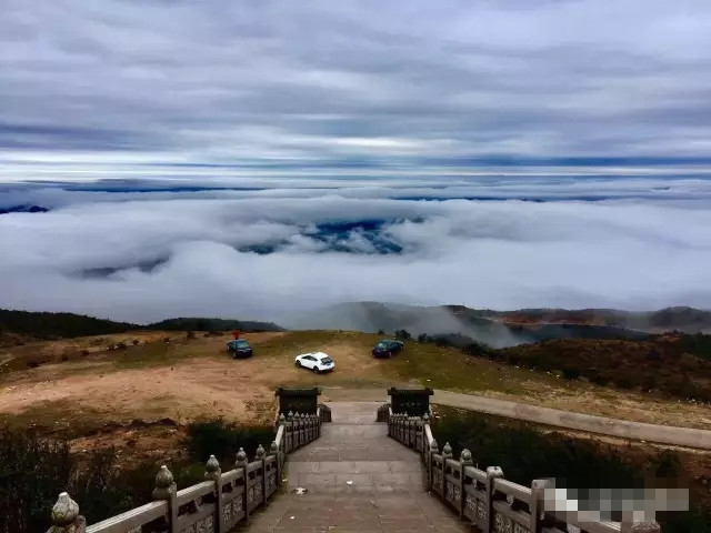 丰顺县八乡山鸿图嶂图片