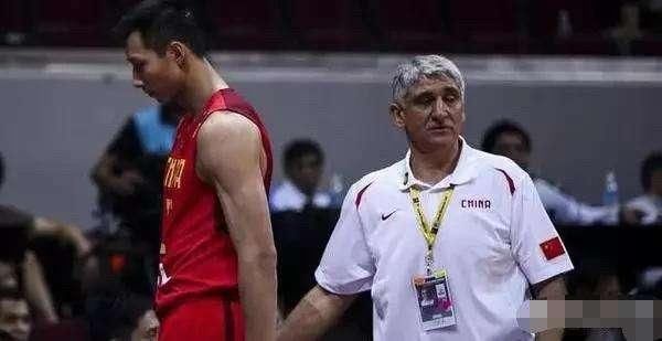 中国男篮主教练的薪水分别都是多少?
