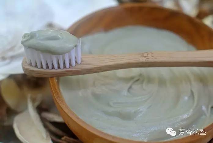 芳疗师教你DIY天然牙膏 苦楝还能这么用