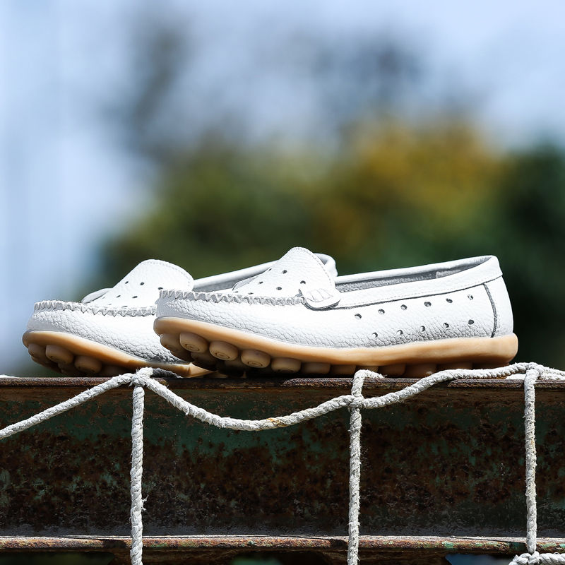 穿裙子别傻傻配凉鞋了,18年流行穿这样的摇摇