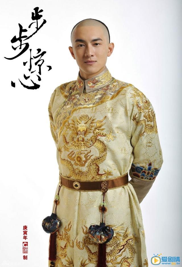 宇文玥的日常就是自恋做饭逛超市,为了20块要