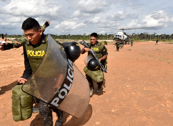 秘鲁发紧急状态令打击非法淘金