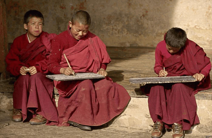 世界上仅有的3个没有同美国建交的国家