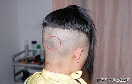 有这三颗痣的人,福星高照,好运不断,一生富贵多财 有这三颗痣的人,福星高照,好运不断,一生富贵多财