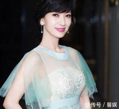 赵雅芝发微博祝福李晨范冰冰为何被喷,看看她