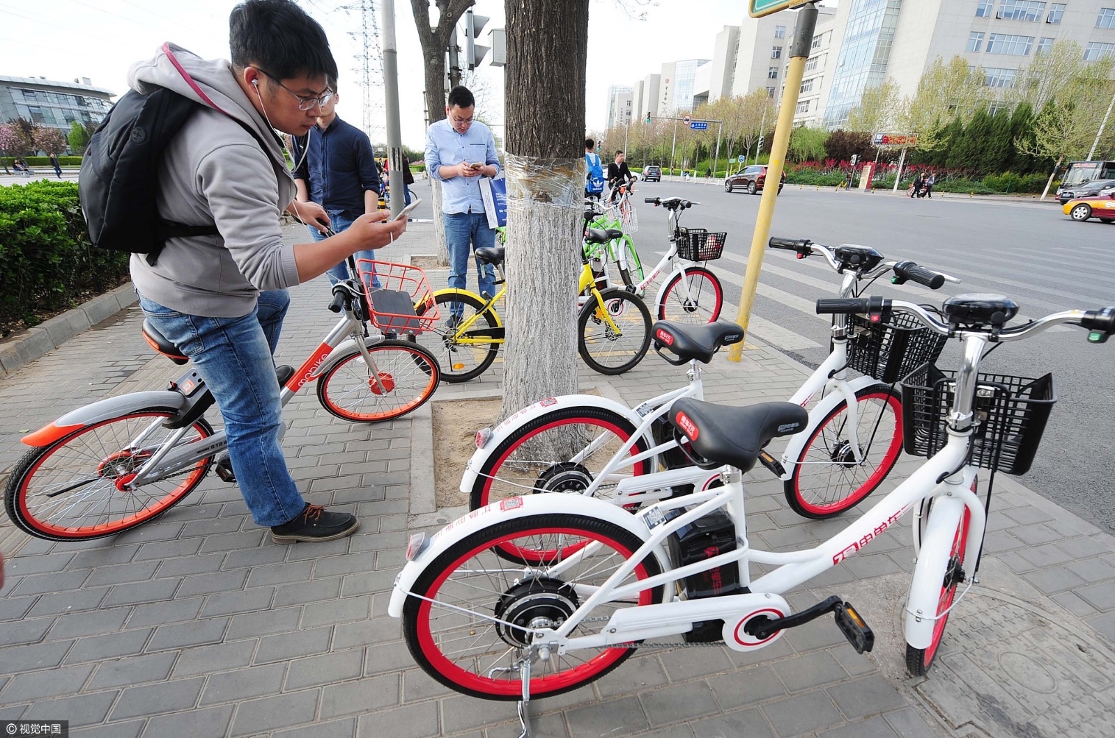 北京:共享电动单车被叫停后重现街头 北京:共享电动单车被叫停后重现街头
