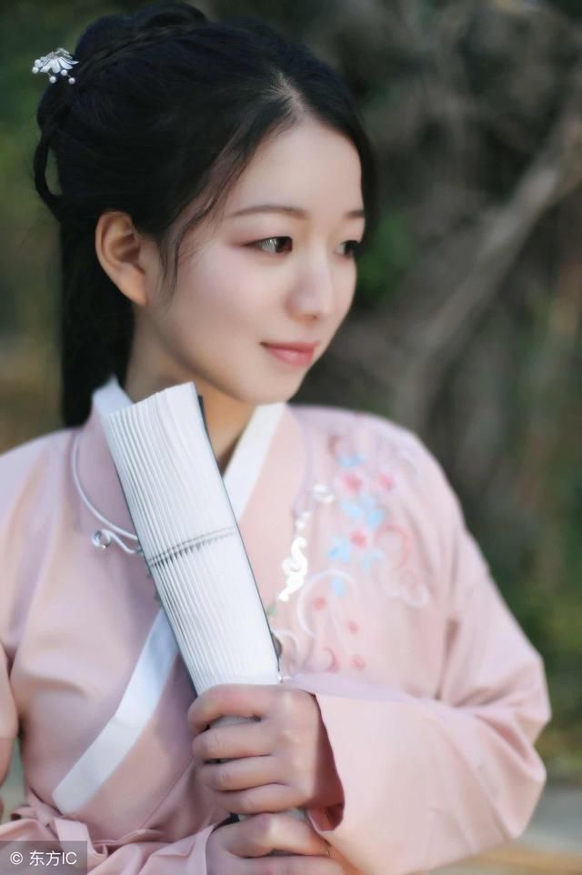 脾气最好的星座,一个沉稳,一个知书达理,一个软