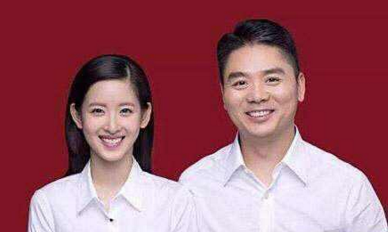 刘强东回怼王思聪:你爸都首负了,王健林霸气