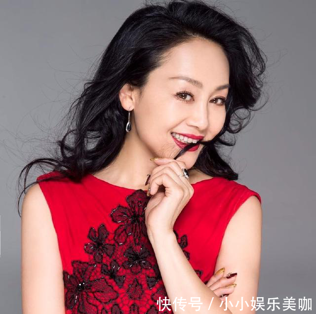 王姬儿子近照曝光:身高180却只有四岁智商,女