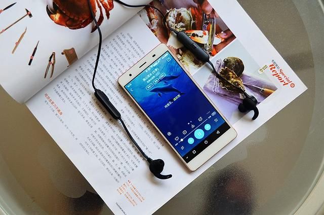 网红耳机JEET W1,佩戴最舒适的耳机,没有之一